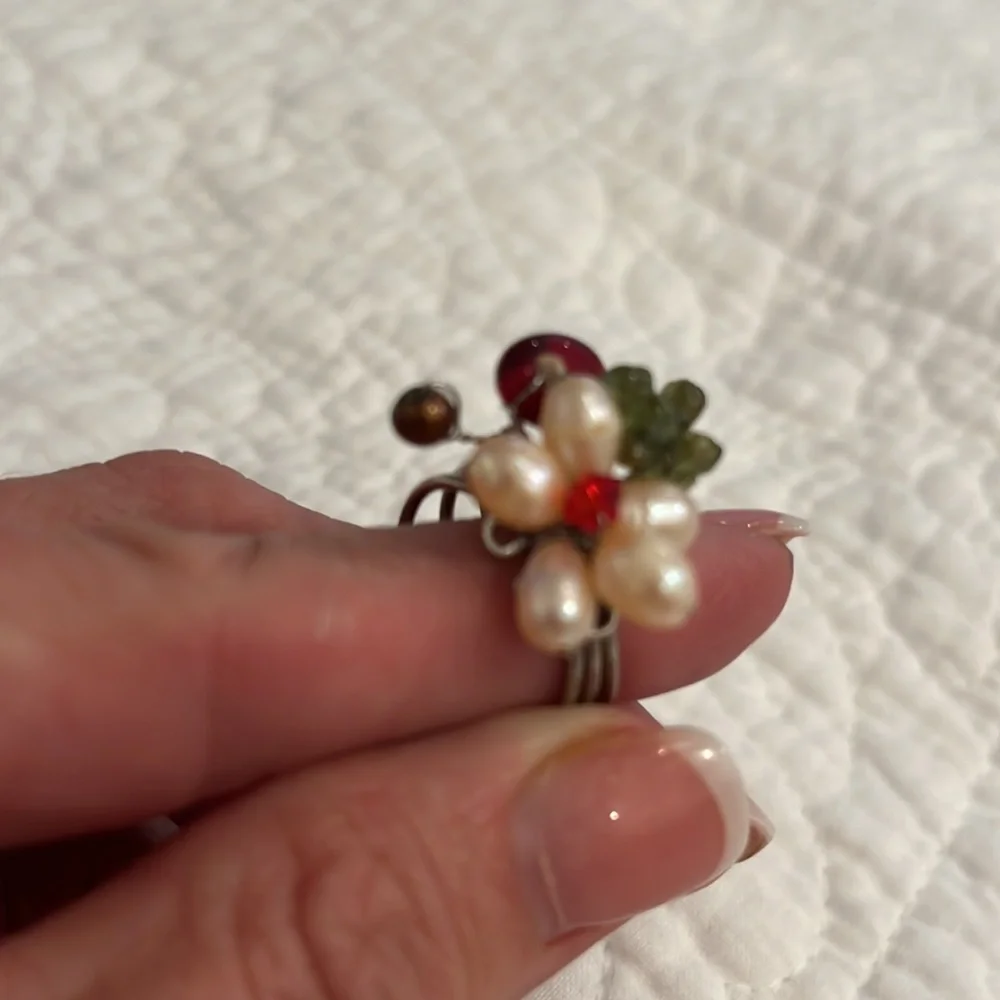 Flower ring - Picture 3 of 3